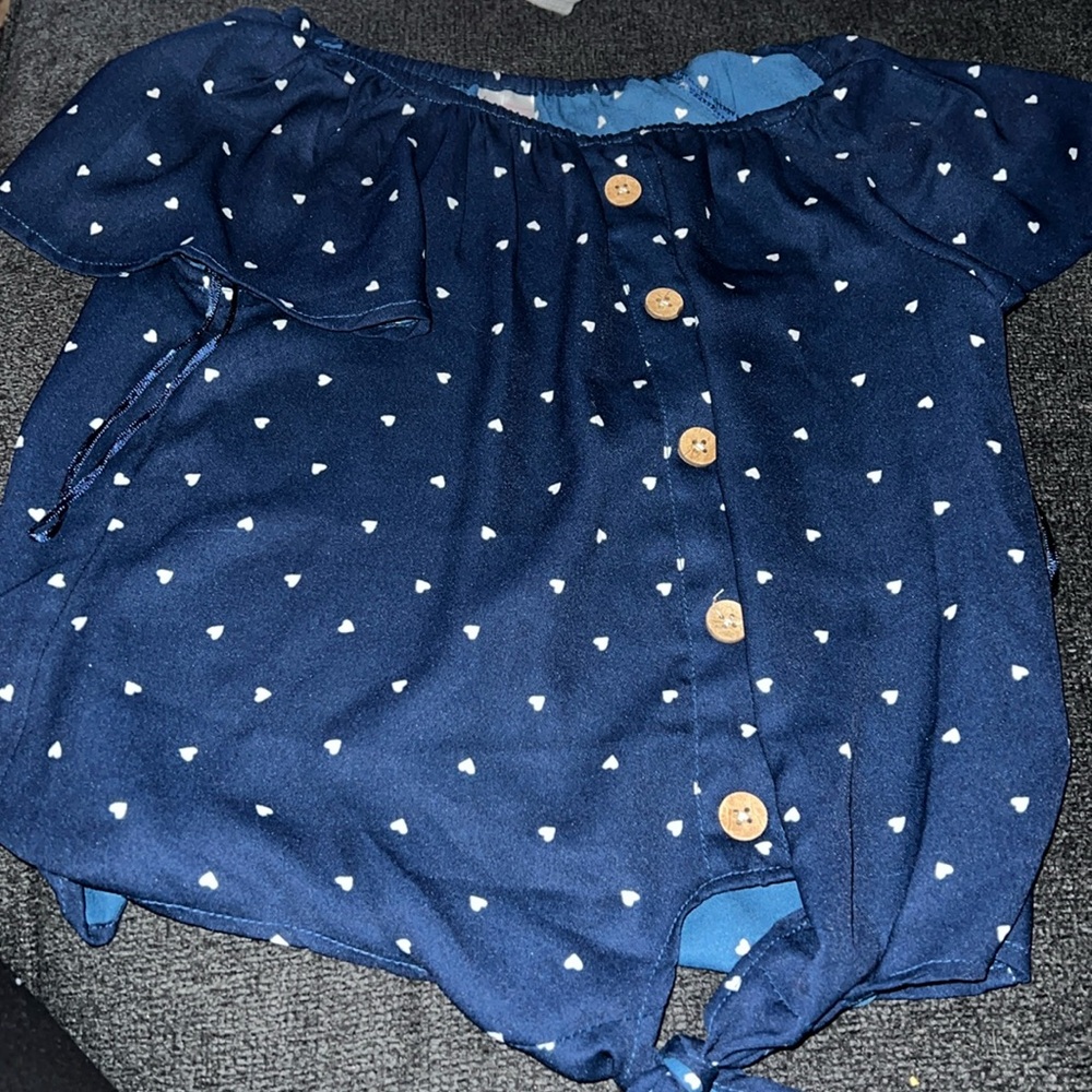 Japana kids navy cropped blue w white heart graphic. Wooden buttons elastic neck